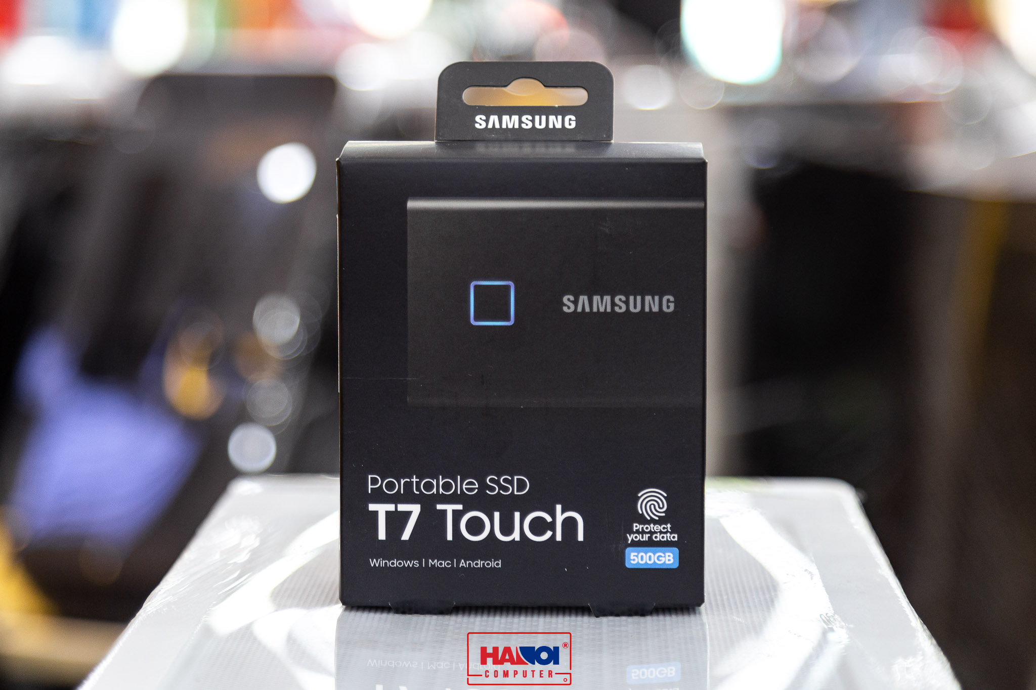 Ổ Cứng Di Động SSD Samsung T7 Touch Portable 1TB  2.5 inch USB 3.2 đen